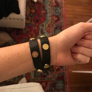 Authentic tory Burch wrap! Black